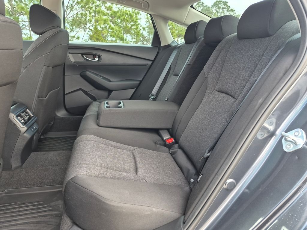 New 2026 Meteorite Gray Metallic Honda SE image 15