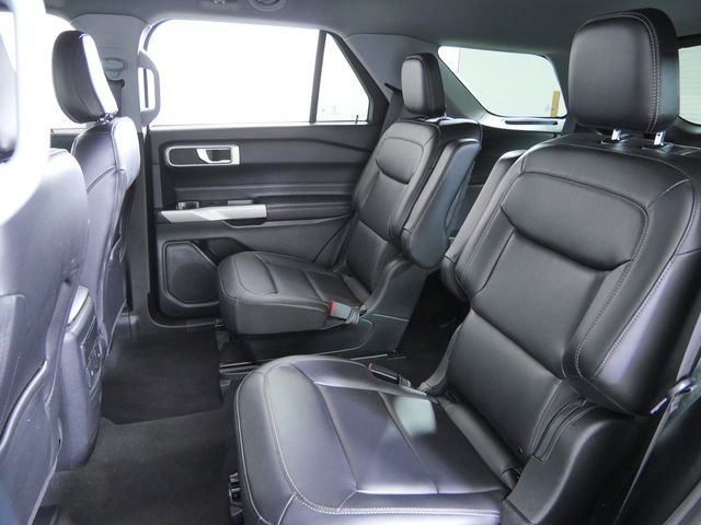 Certified Used 2023 Gray Ford XLT image 17