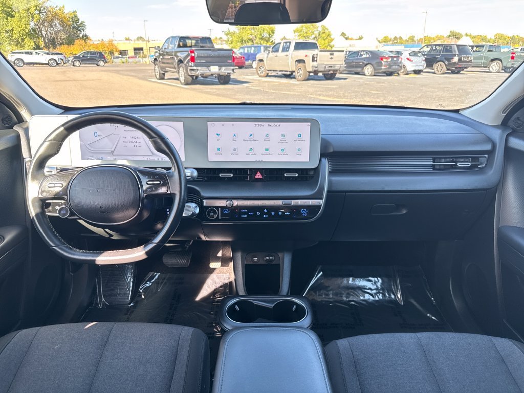 Used 2024 Digital Teal Hyundai SEL image 12