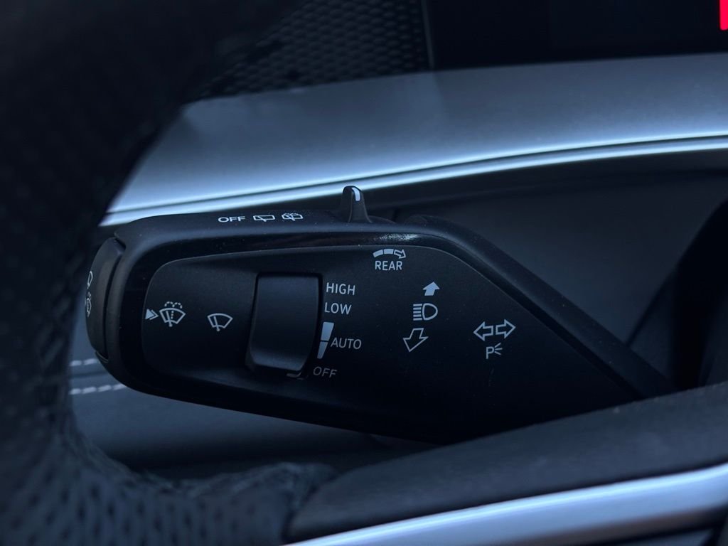 2026 Volkswagen Tiguan SE R-LINE BLACK - Photo 31