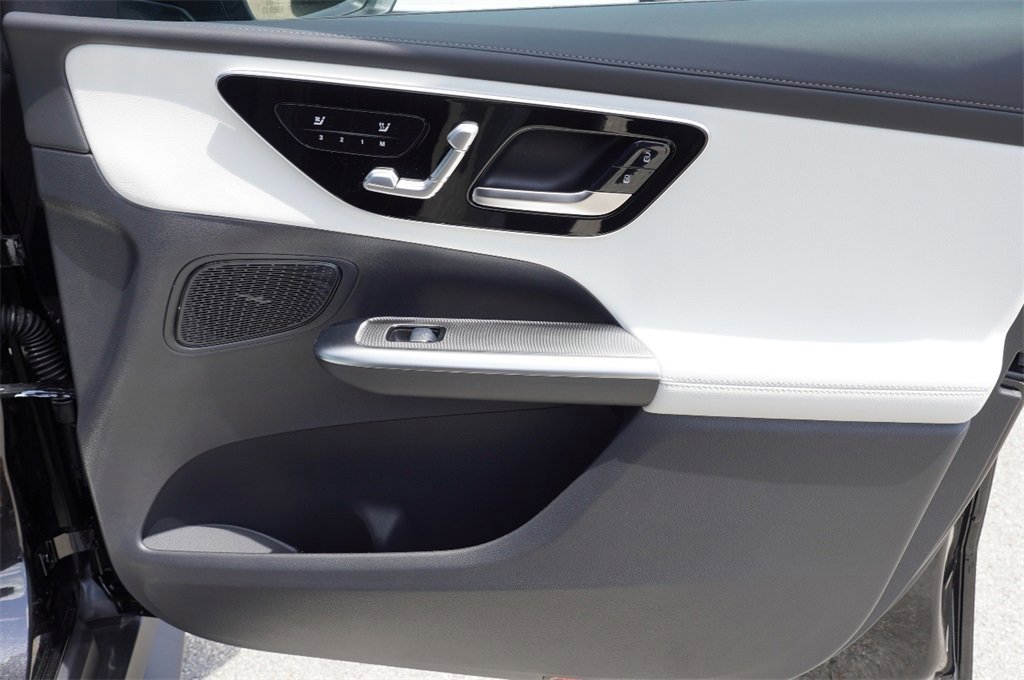 2026 Mercedes-Benz GLC Base - Photo 35