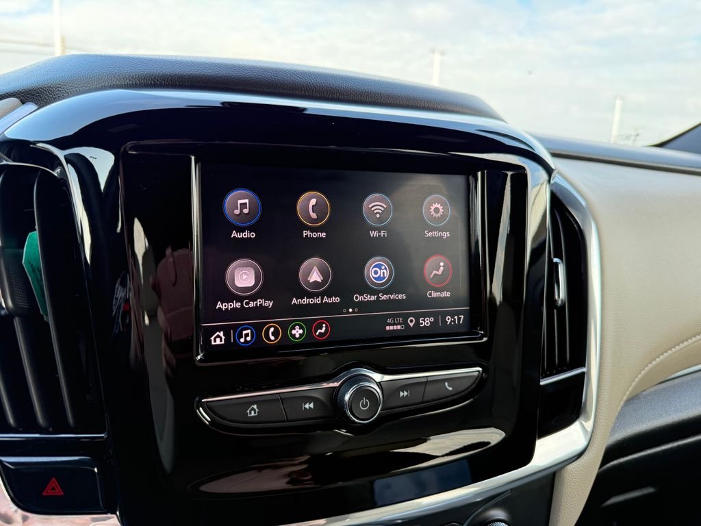 Used 2022 White Chevrolet LS image 31