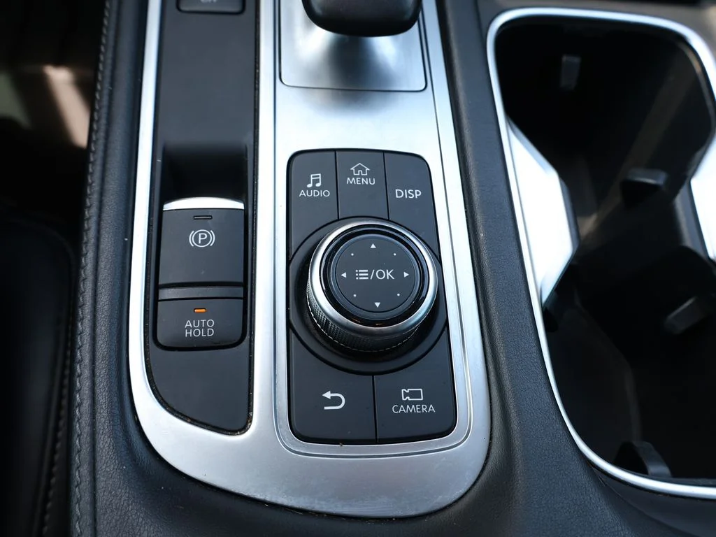 Certified Used 2023 Gray INFINITI PURE image 28