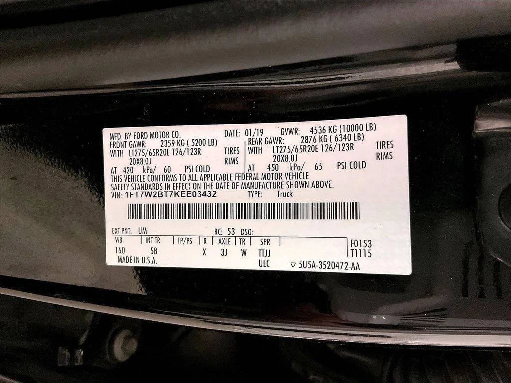 Used 2019 Black Ford Lariat image 40