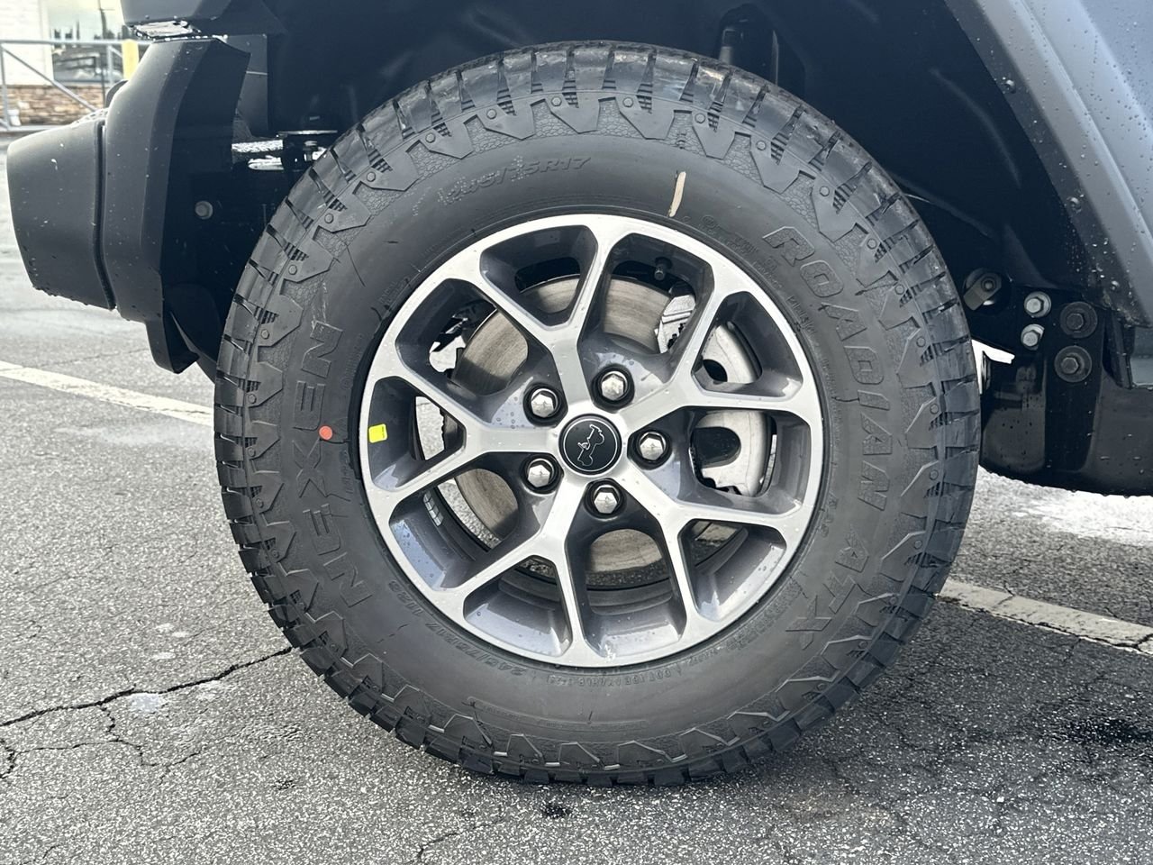 New 2026 Anvil Clear-Coat Exterior Paint Jeep Sport S image 26