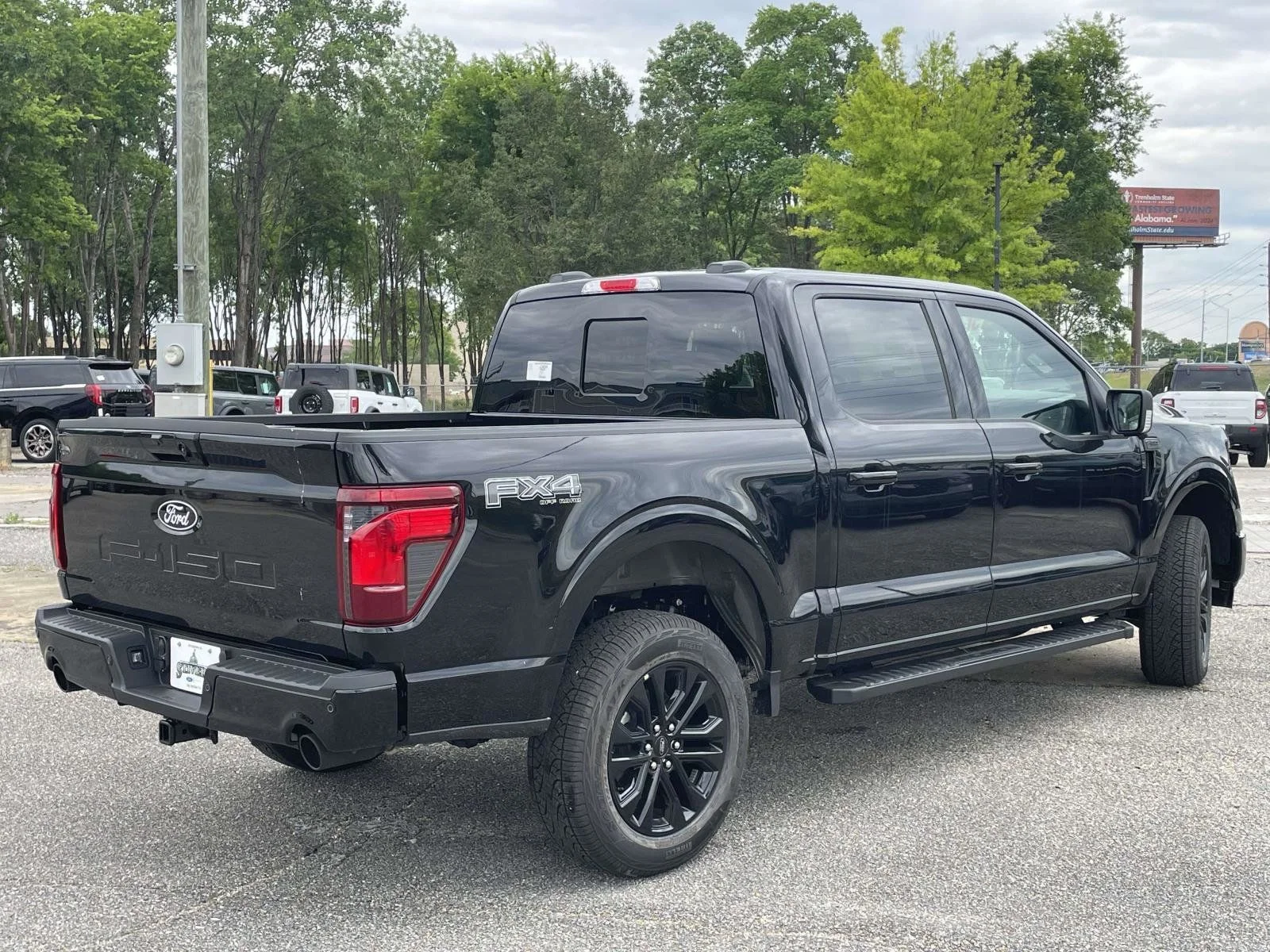 Used 2026 Black Ford XLT image 3