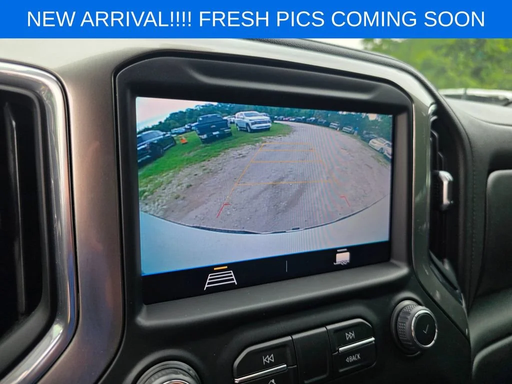 Used 2022 Summit White Chevrolet RST image 12