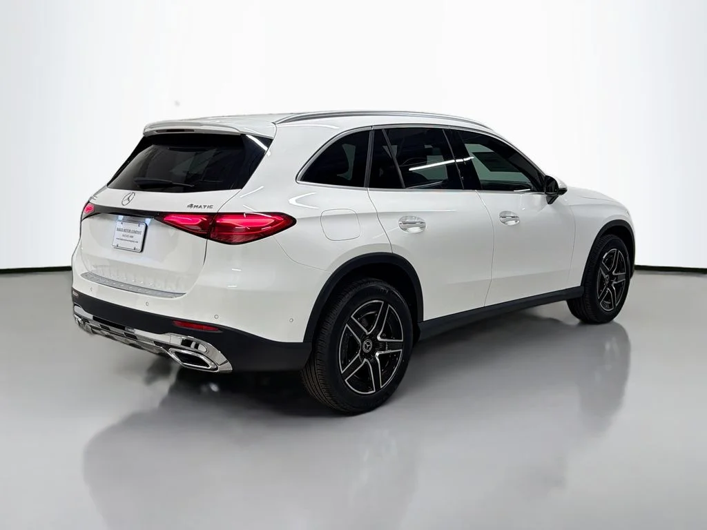 New 2026  Mercedes-Benz GLC 300 image 9