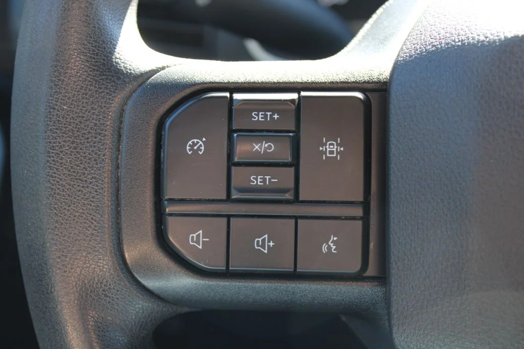 Used 2023 Oxford White Ford XL image 24