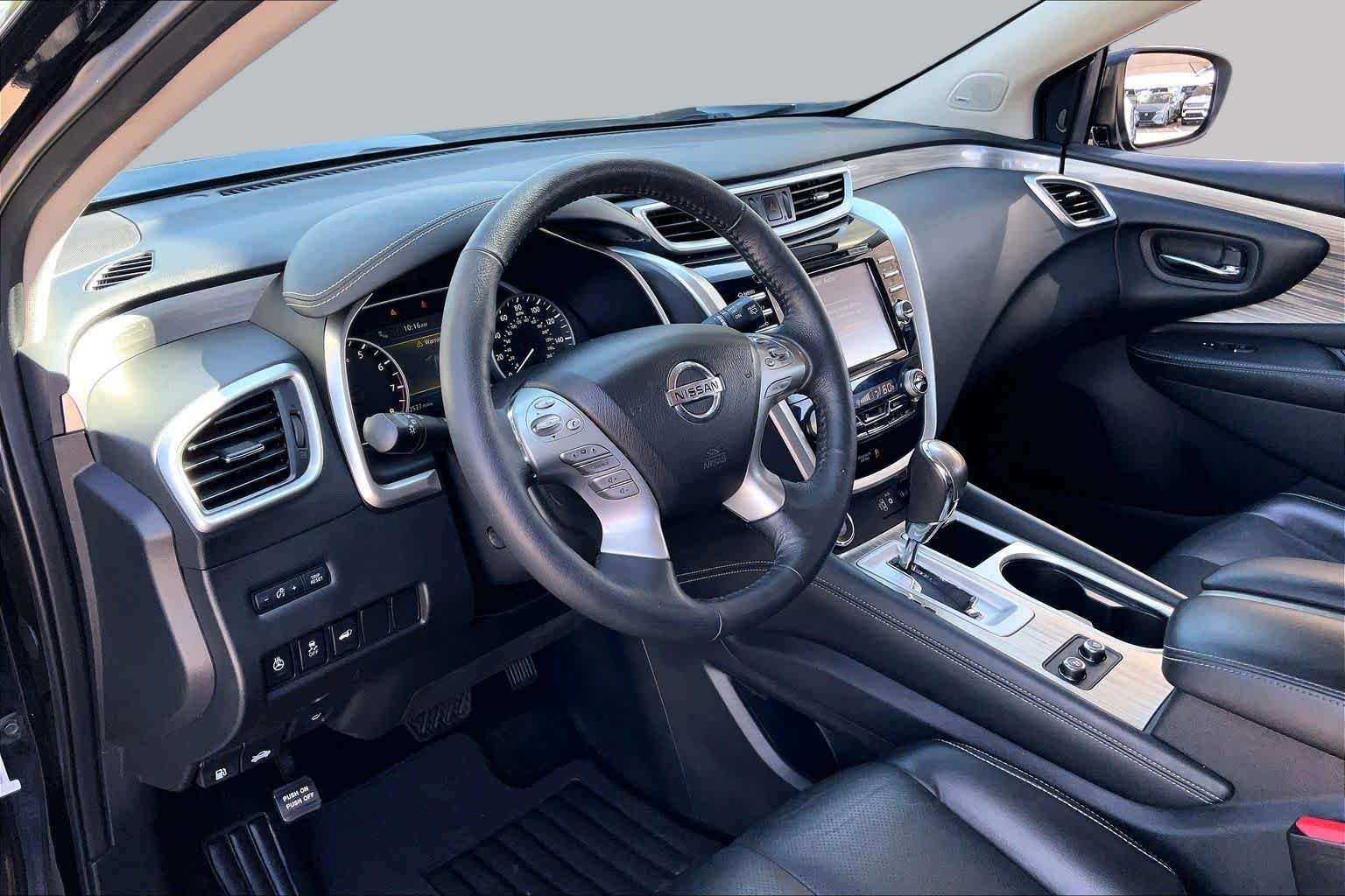 Used 2018 Magnetic Black Metallic Nissan Platinum image 15