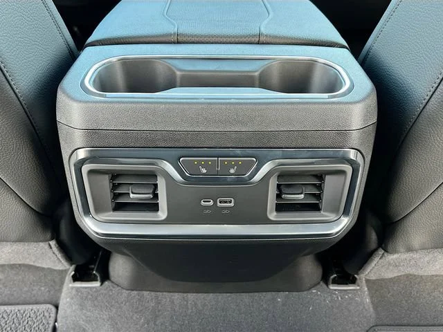 2026 GMC Sierra 2500HD Denali - Photo 18