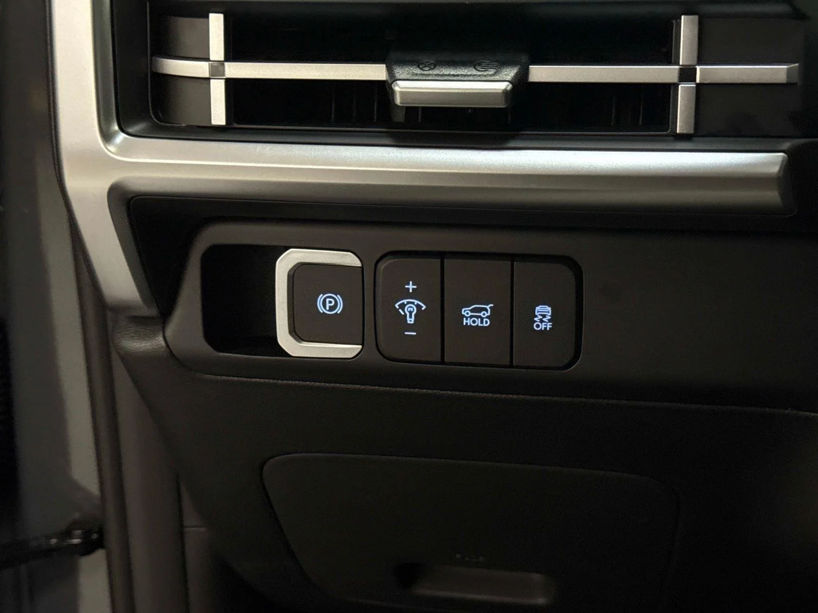New 2026 Ecotronic Gray Hyundai SE image 30