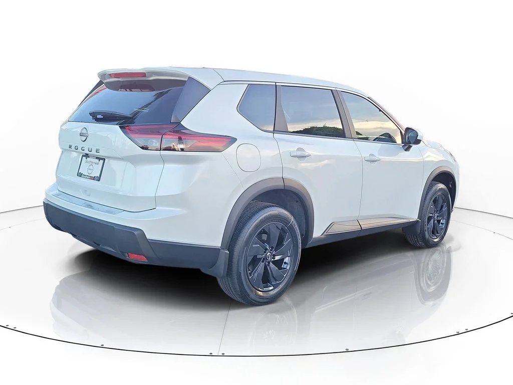 New 2026 White Nissan SV image 7