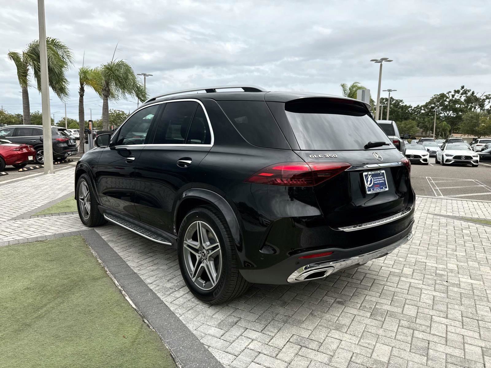 New 2026 Black Mercedes-Benz 350 4MATIC® SUV image 4