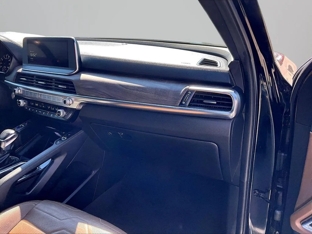 Used 2022 Black Kia SX image 18