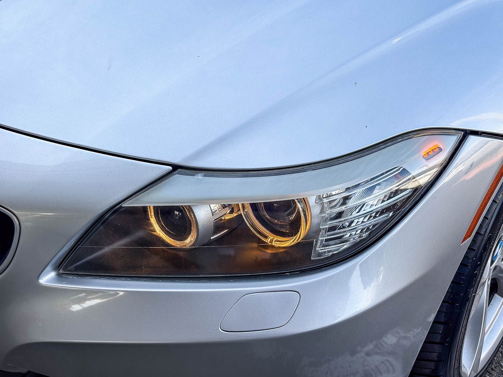 Used 2011 Titanium Silver Metallic BMW sDrive30i image 8
