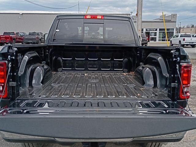 New 2026 Diamond Black Crystal Pearl-Coat Exterior Paint RAM Tradesman image 7