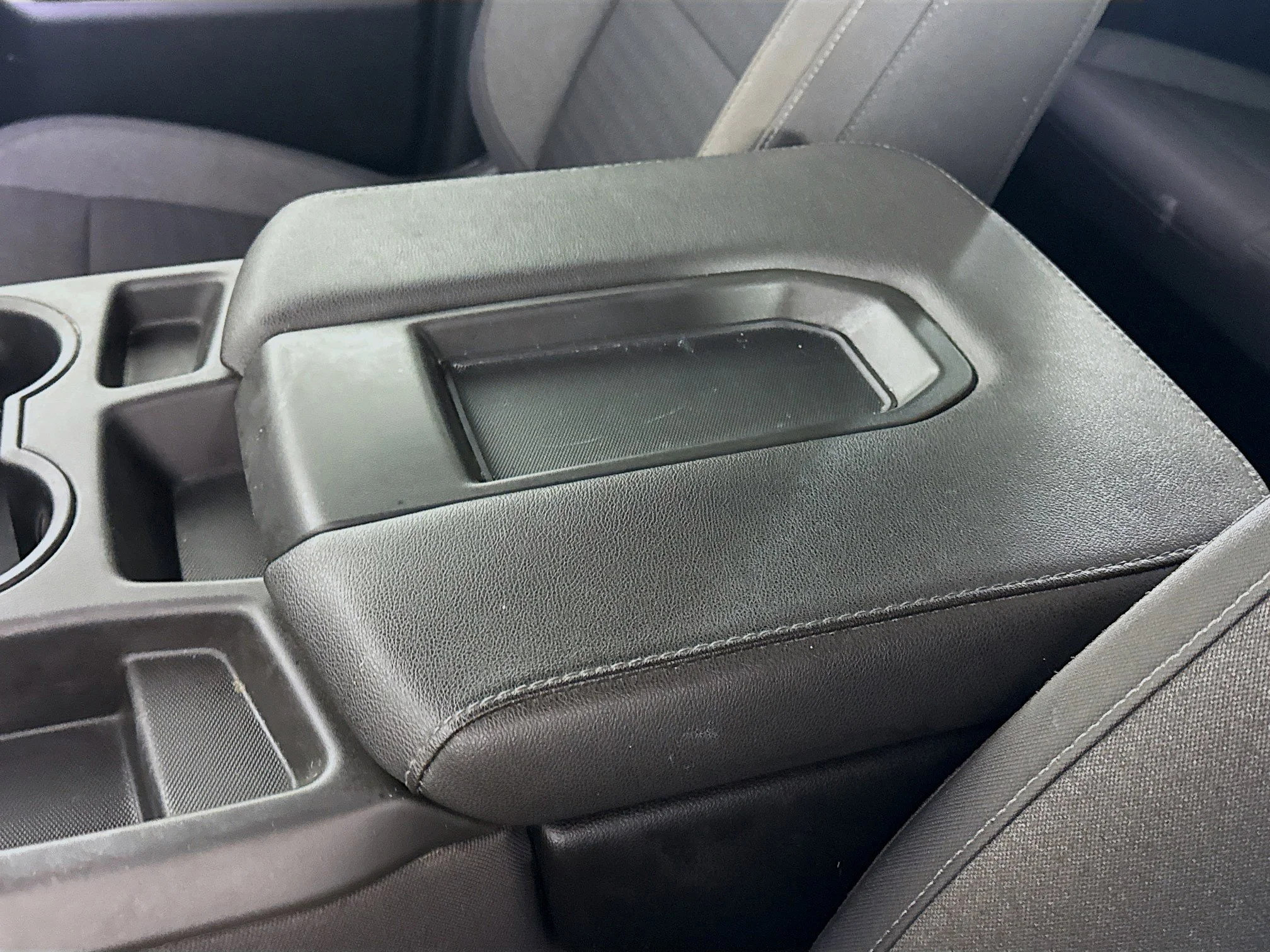 Used 2022 Summit White Chevrolet RST image 14