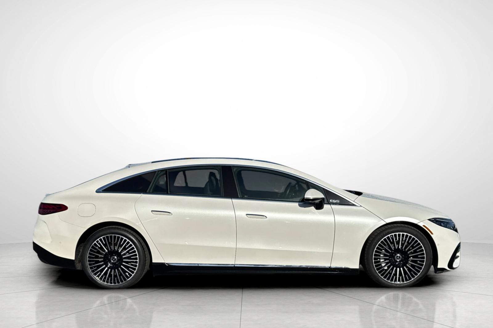 Certified Used 2023 White Mercedes-Benz 580 image 25