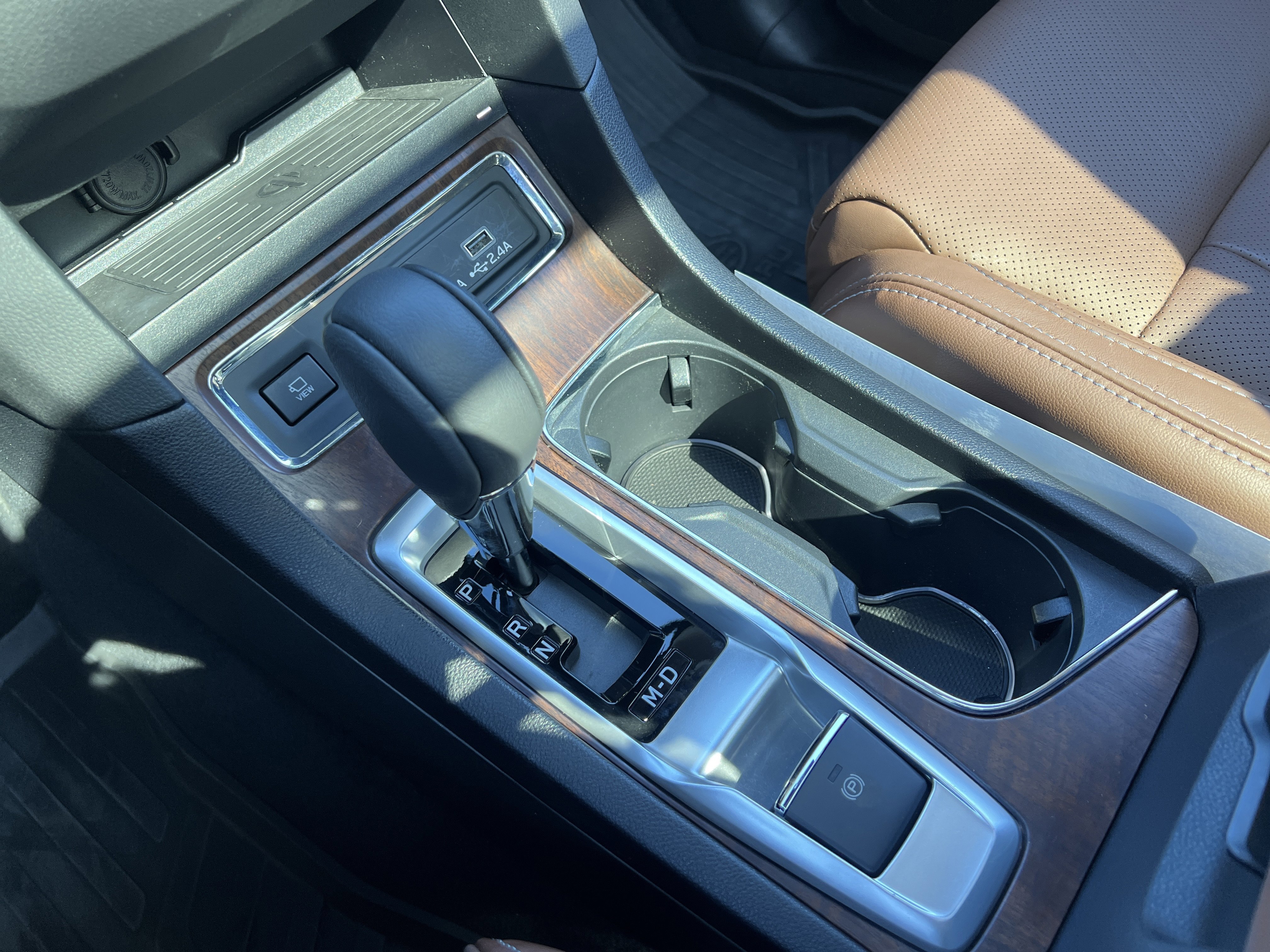 Used 2024 Magnetite Gray Metallic Subaru Touring image 18