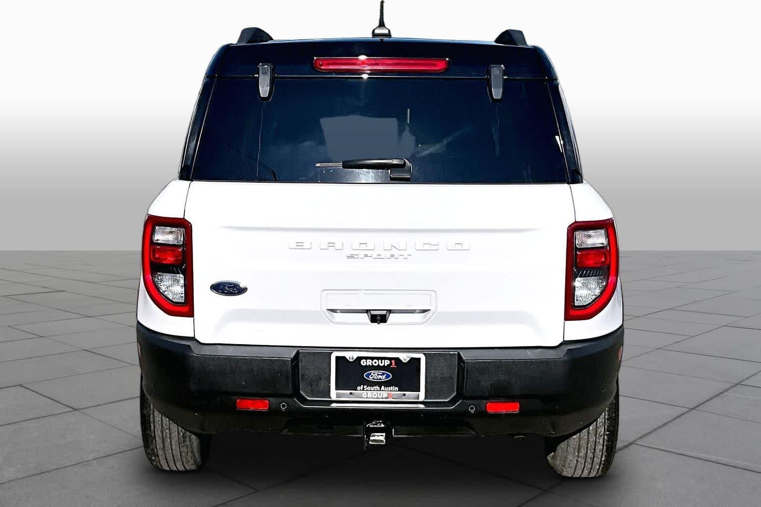 Certified Used 2022 Oxford White Ford Outer Banks image 5