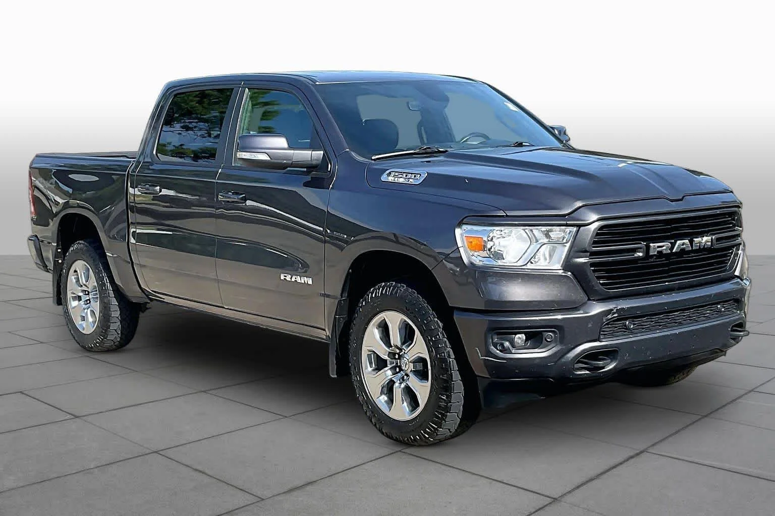 Used 2019 Granite Crystal Metallic Clearcoat Ram Big Horn/Lone Star image 3