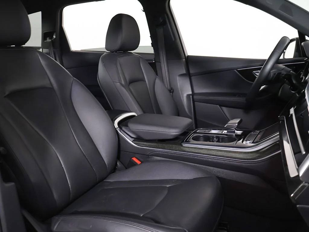 Used 2023 Black Metallic Audi 45 Premium Plus image 34