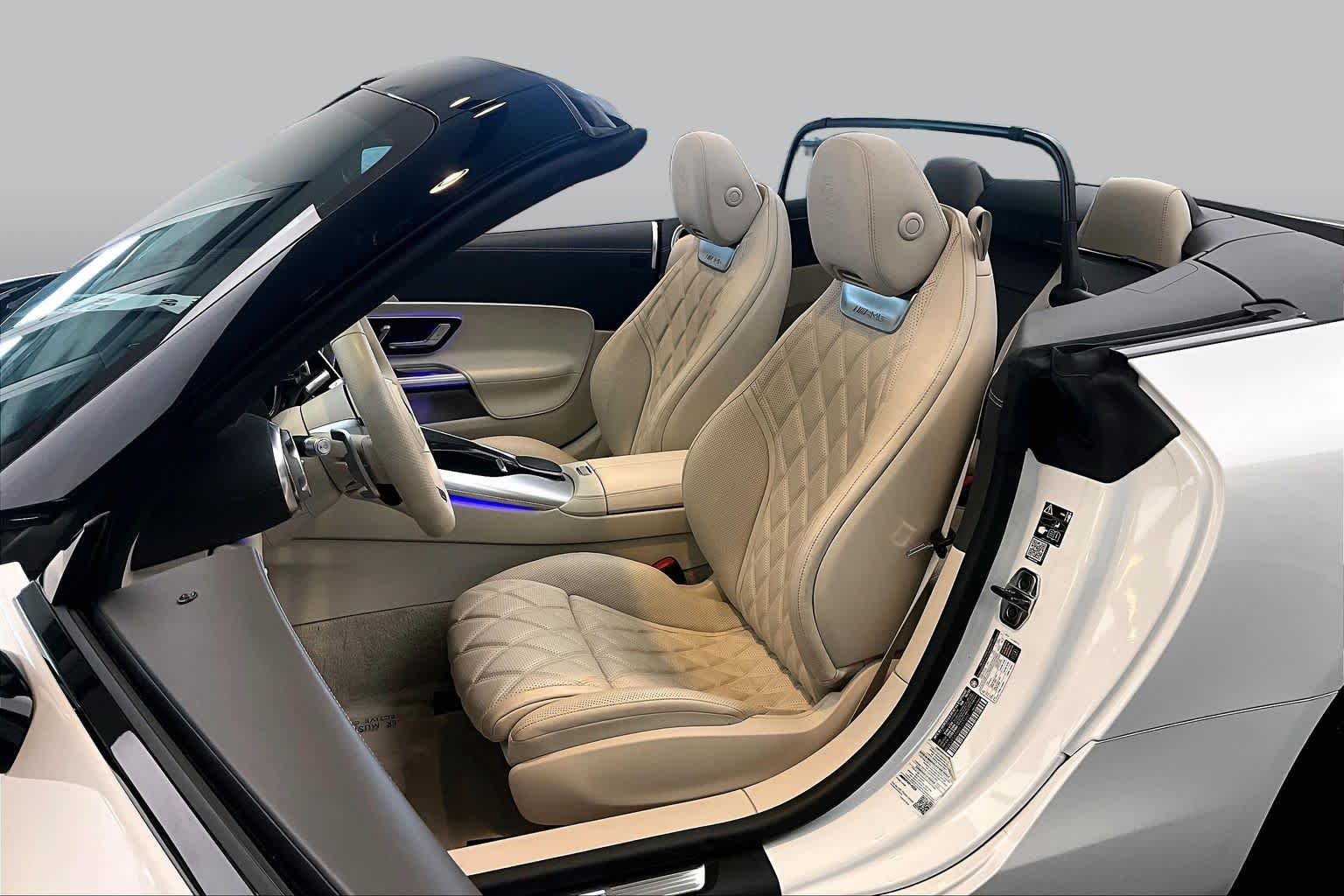 Used 2023 MANUFAKTUR Moonlight White Metallic Mercedes-Benz AMG® SL 43 image 8