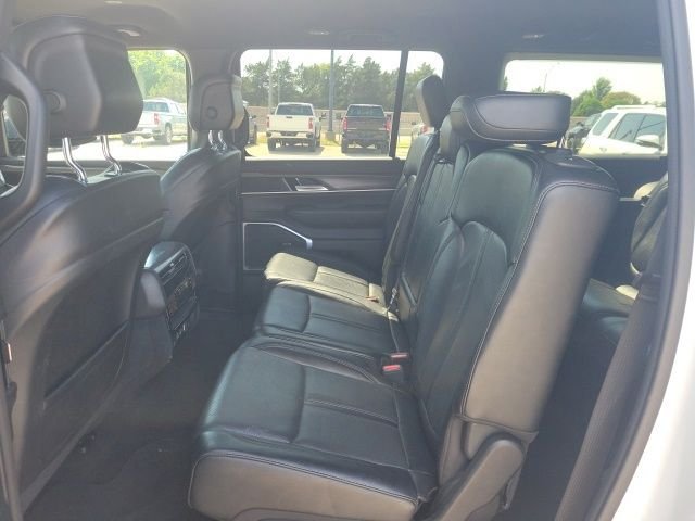Used 2024 White Jeep Series II image 19