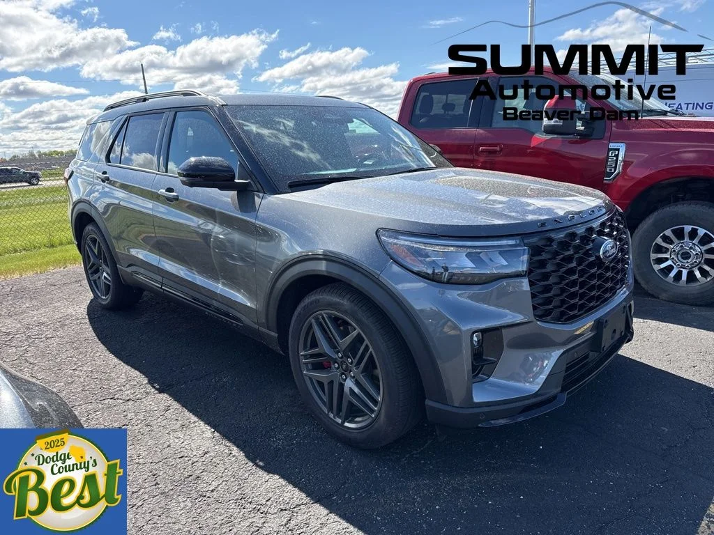 2026 Ford Explorer ST 4WD's photo