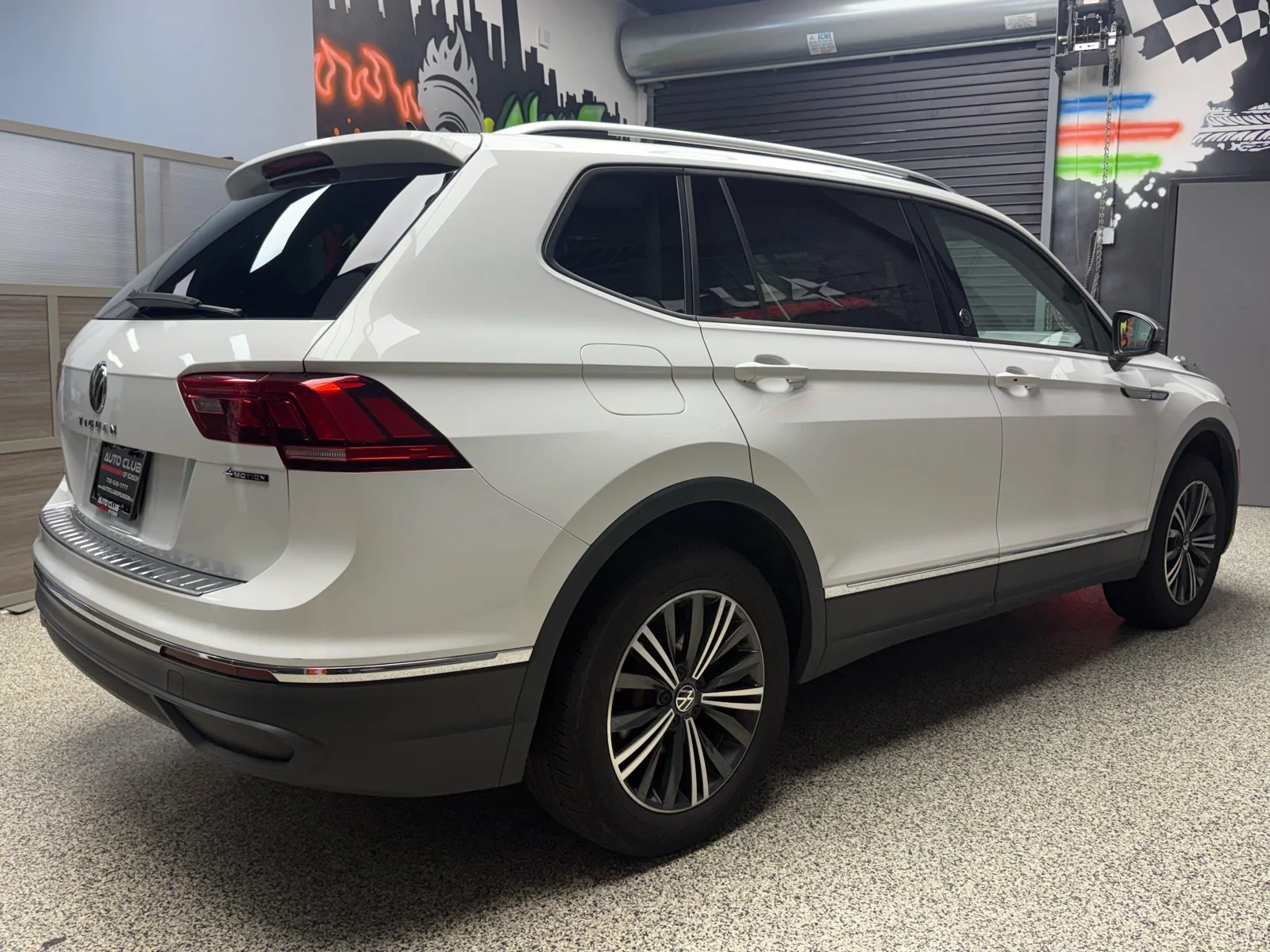 Used 2024 Pure White (0q0q) Volkswagen Wolfsburg Edition 4Motion image 6