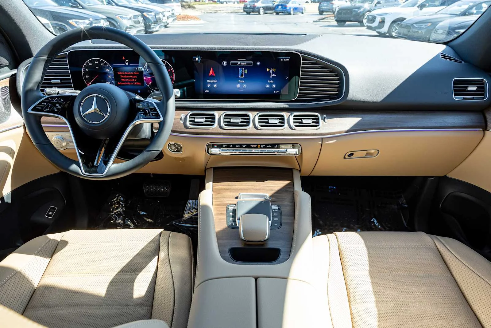 New 2026 MANUFAKTUR Moonlight White Metallic Mercedes-Benz GLE 350 image 6