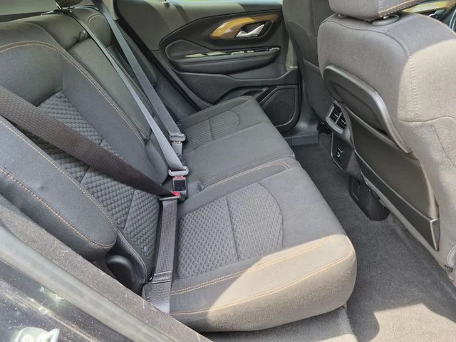 Used 2018  GMC SLE image 28