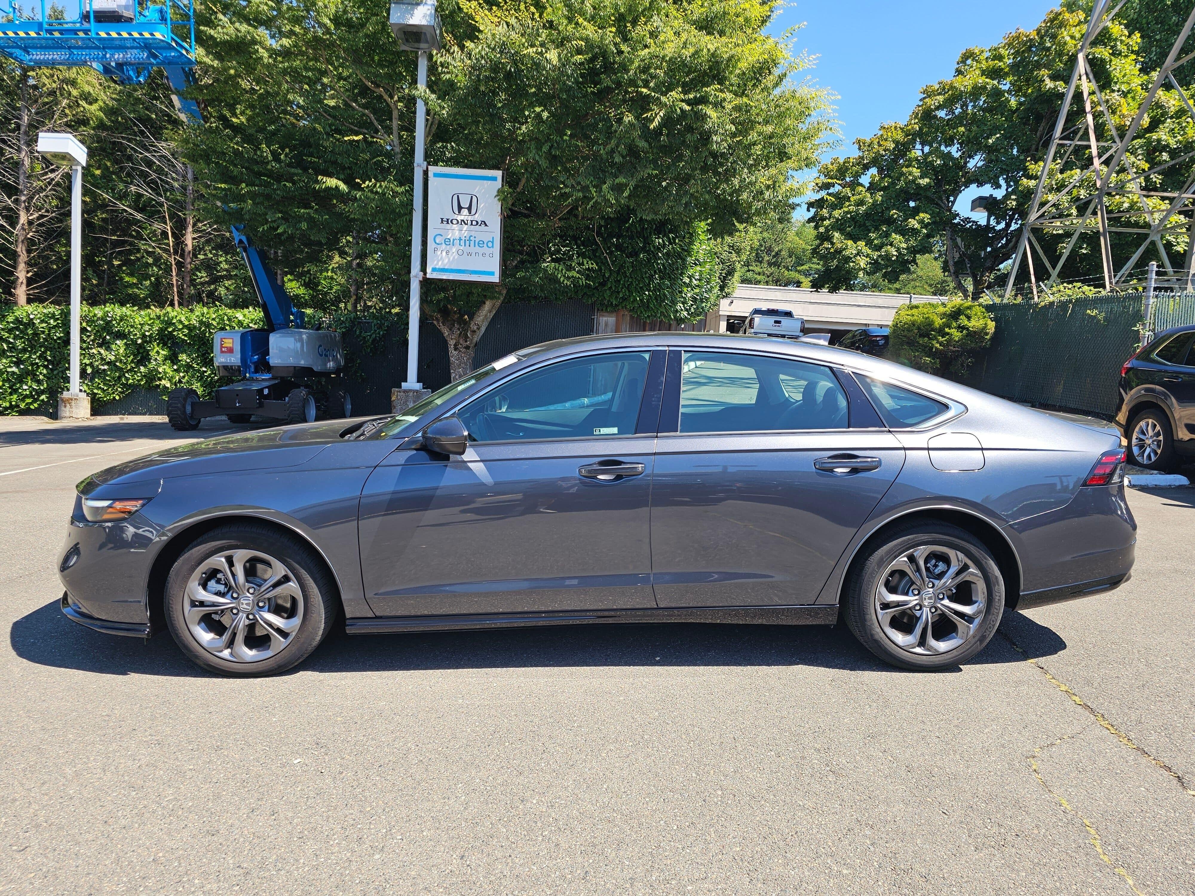 Certified Used 2023 Meteorite Gray Metallic Honda HYBRID EX-L BD image 4