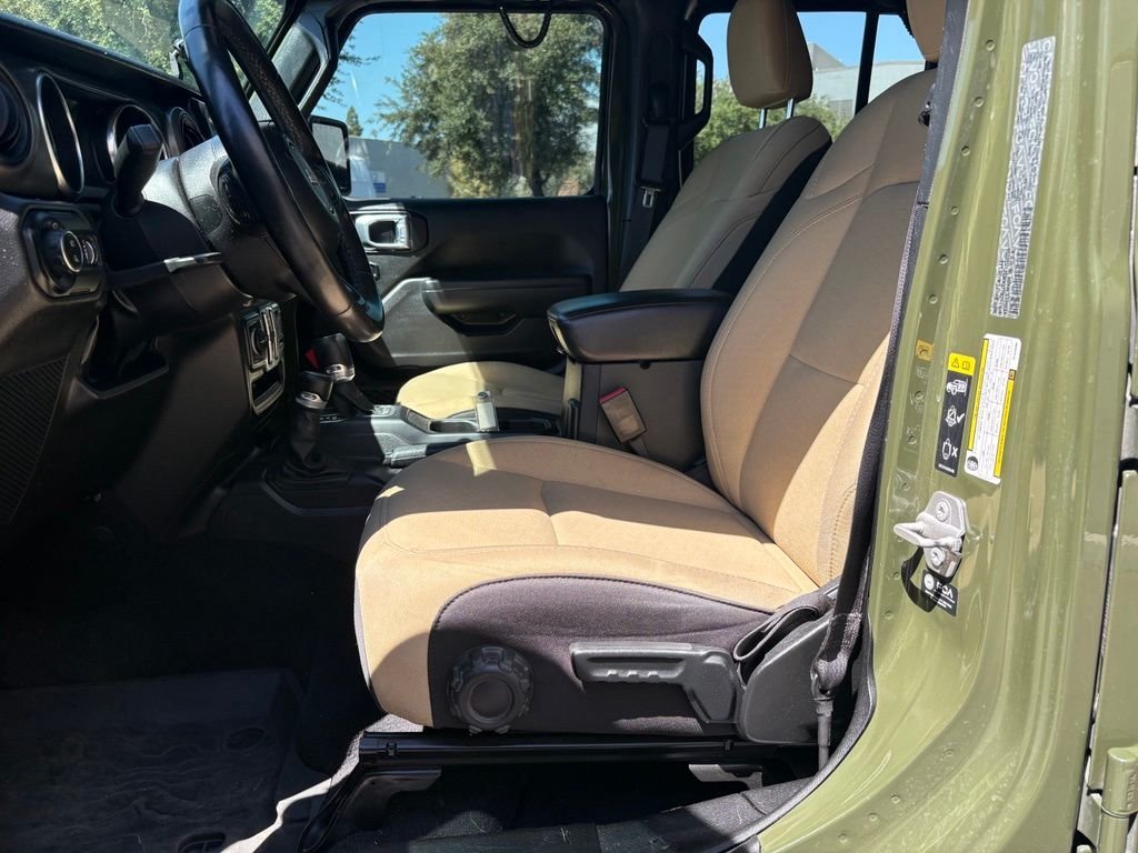 Used 2023 Green Jeep Sport S image 8