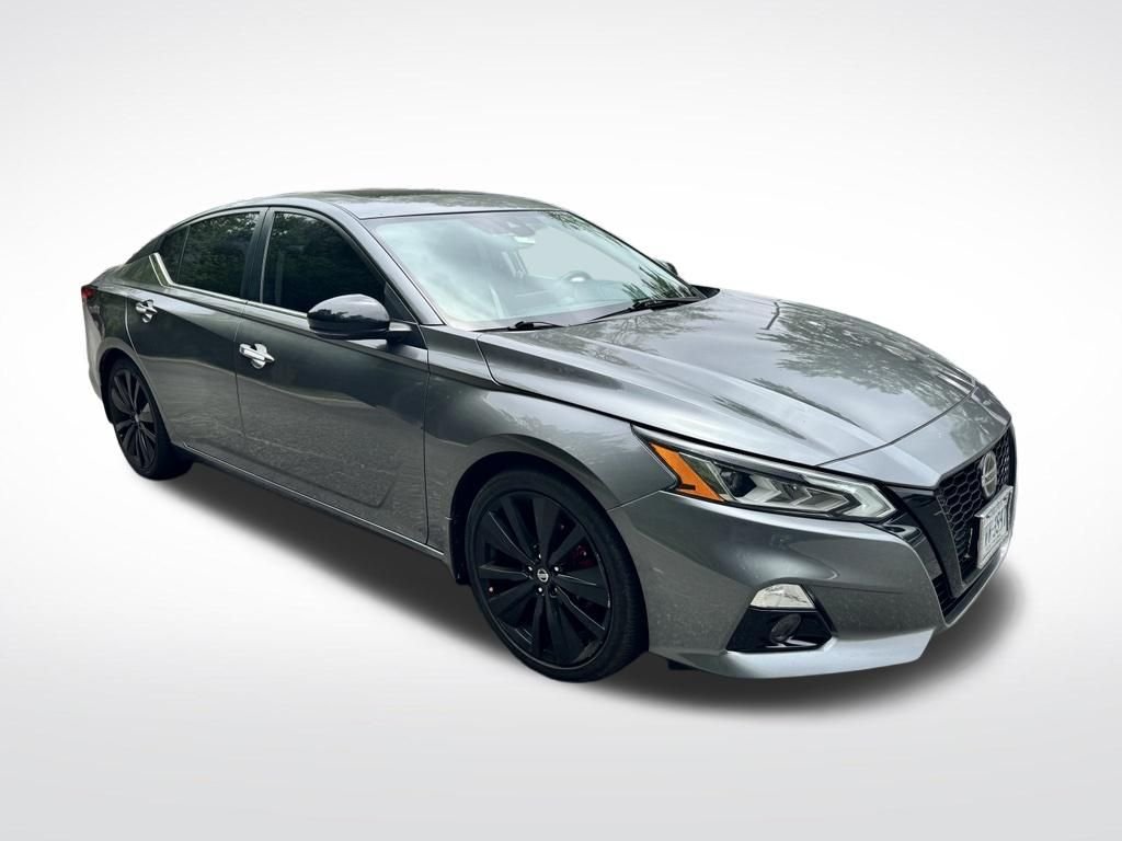 Used 2022 Gray Nissan 2.5 SR image 4