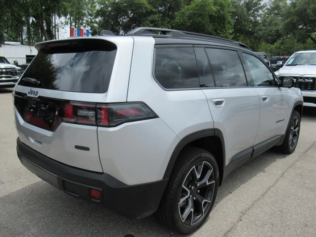 New 2026 Silver Zynith Clear-Coat Exterior Paint Jeep Overland image 7