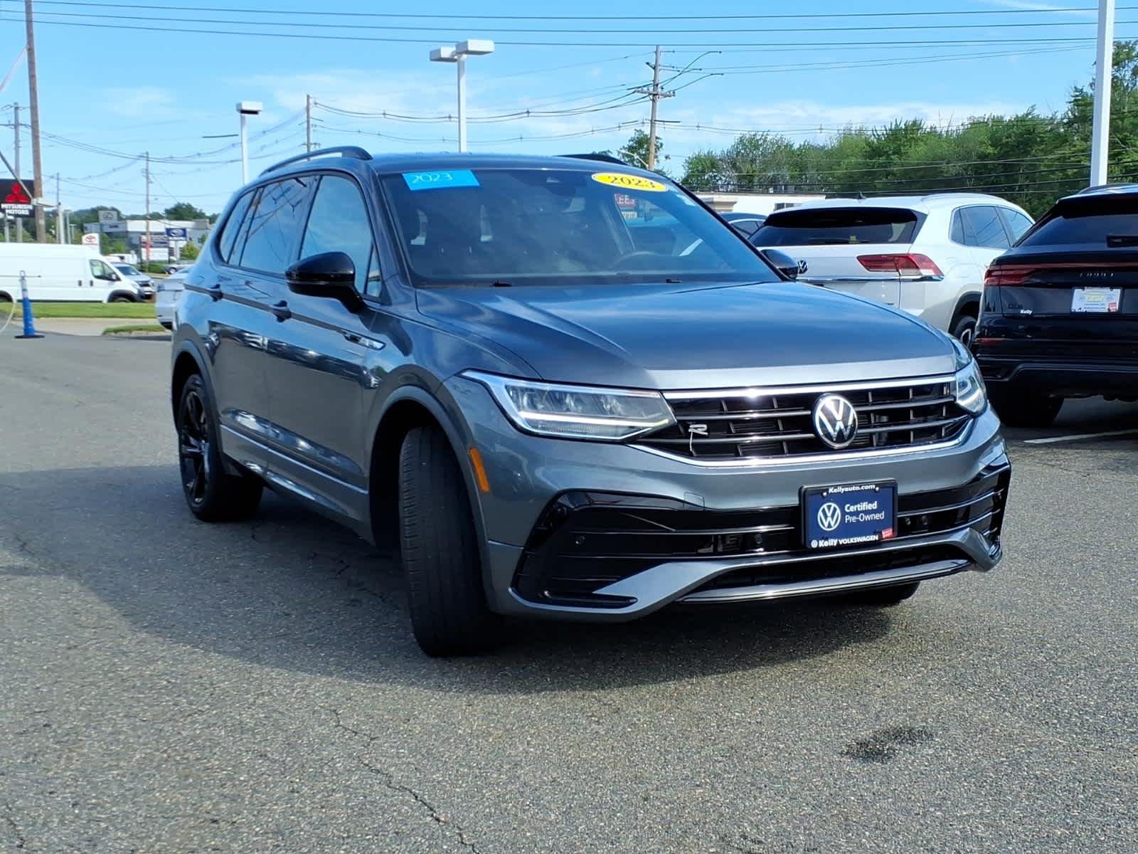 Certified Used 2023 Platinum Gray Metallic Volkswagen SE R-Line Black image 3