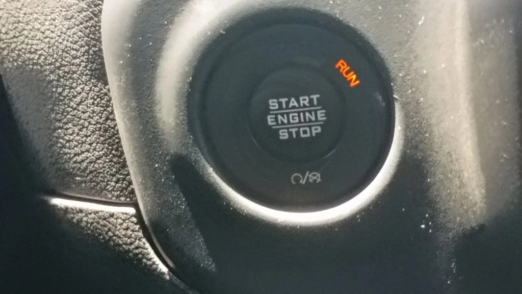 Used 2020 Gray Jeep Overland image 33