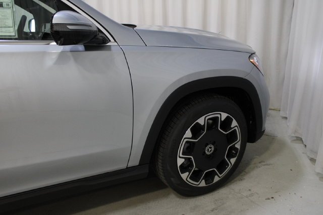 New 2027 Cirrus Silver Metallic Mercedes-Benz GLS 450 image 84