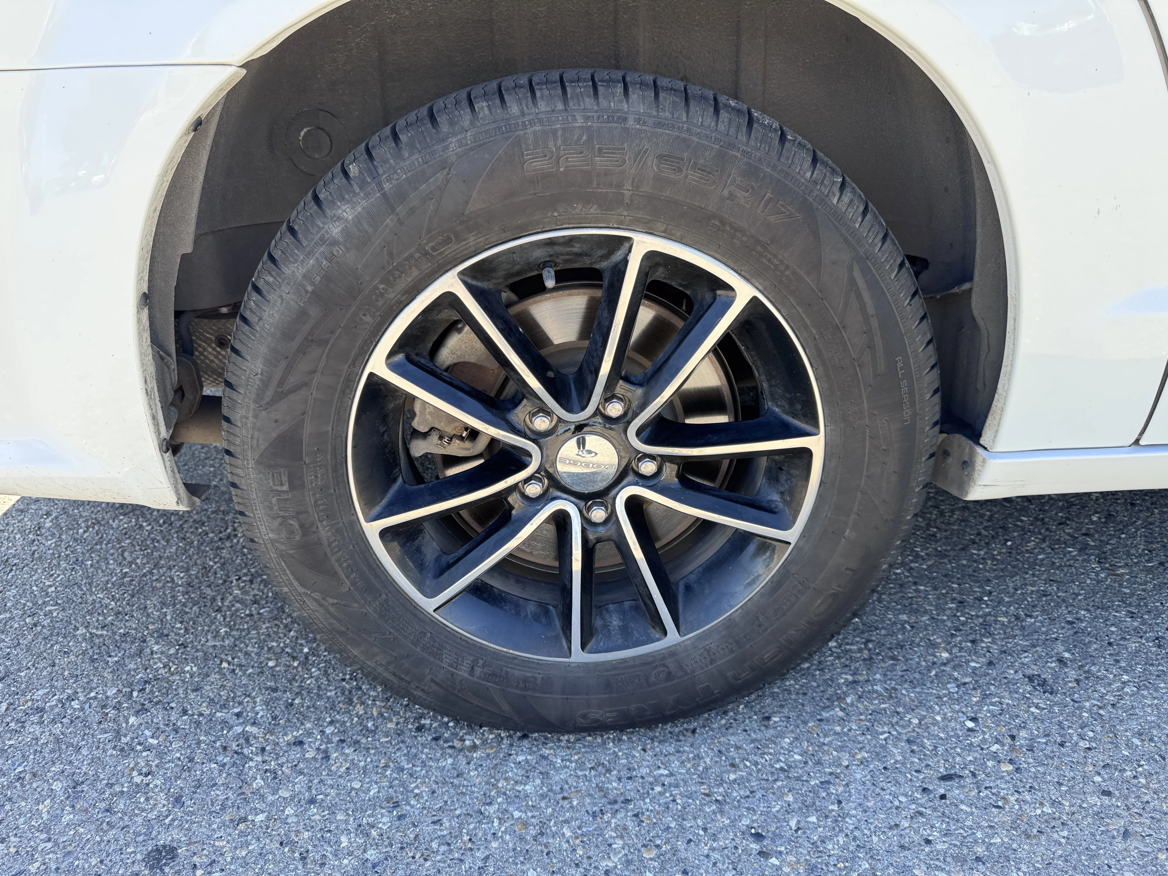 Used 2016 Bright White Clearcoat Dodge SXT Plus image 59