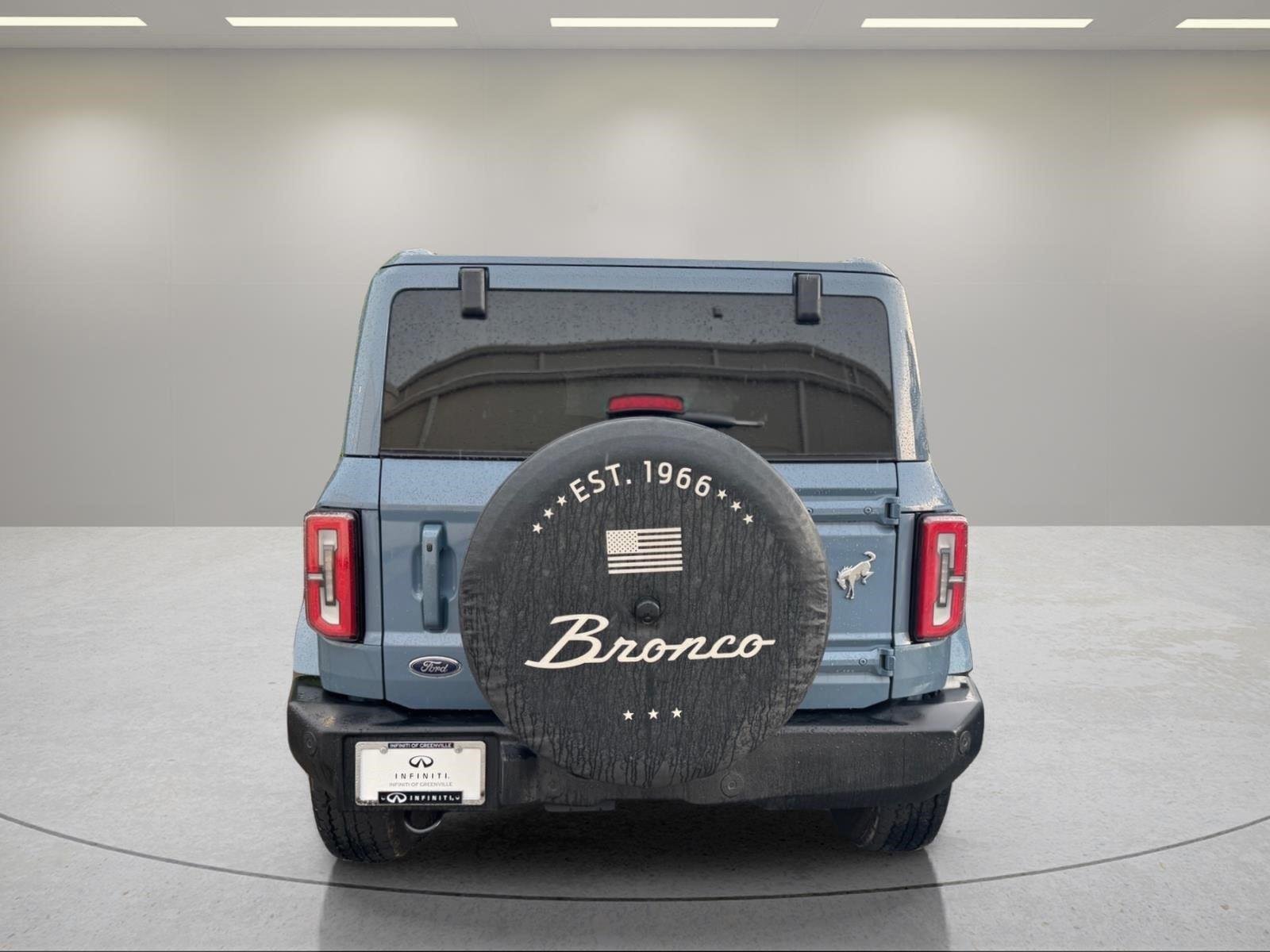 Used 2025 Azure Gray Metallic Tri-Coat Ford Outer Banks image 11
