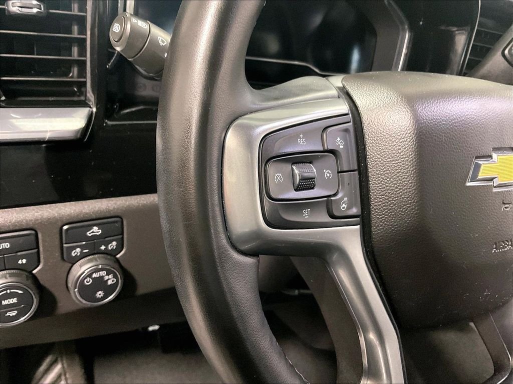 Used 2023 Gray Chevrolet LT image 22