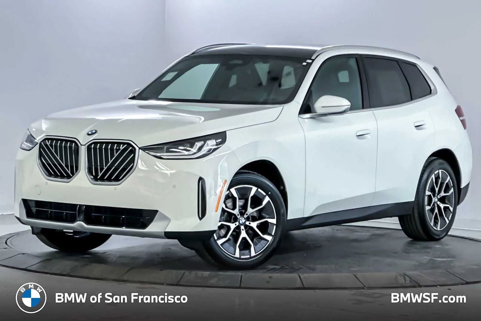 2026 BMW X3 30 XDRIVE's photo