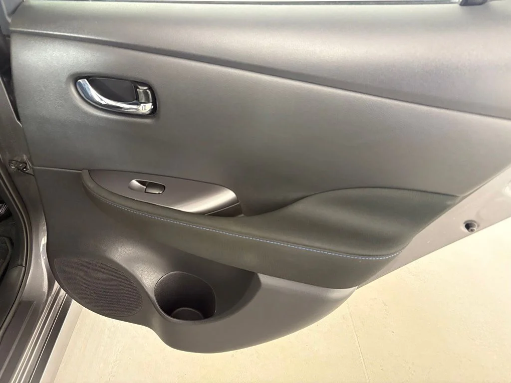 Used 2025 Gray Nissan S image 43