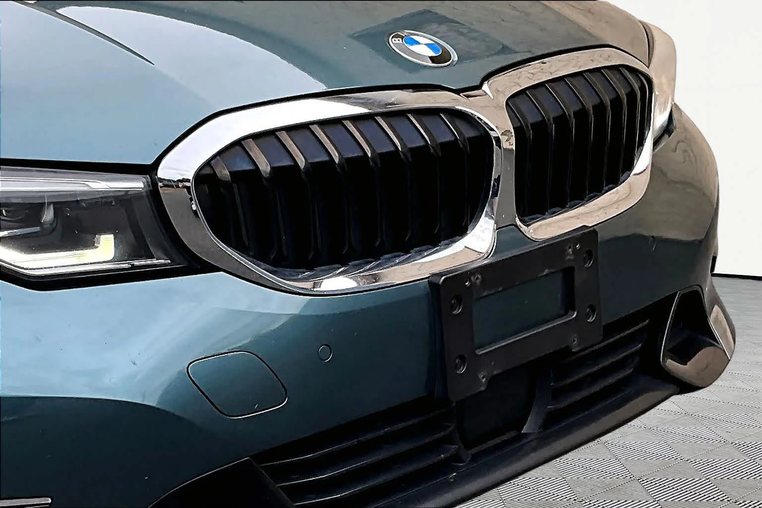 Used 2020 Blue Ridge Mountain Metallic BMW 330i xDrive image 30