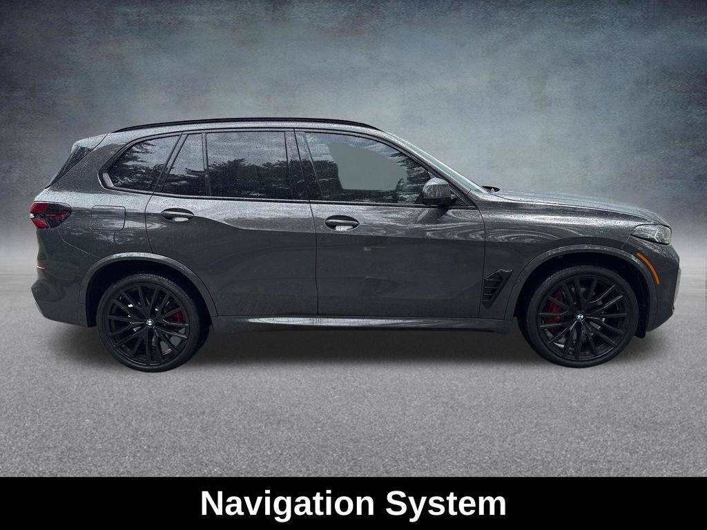 Used 2026 Gray BMW xDrive40i image 7