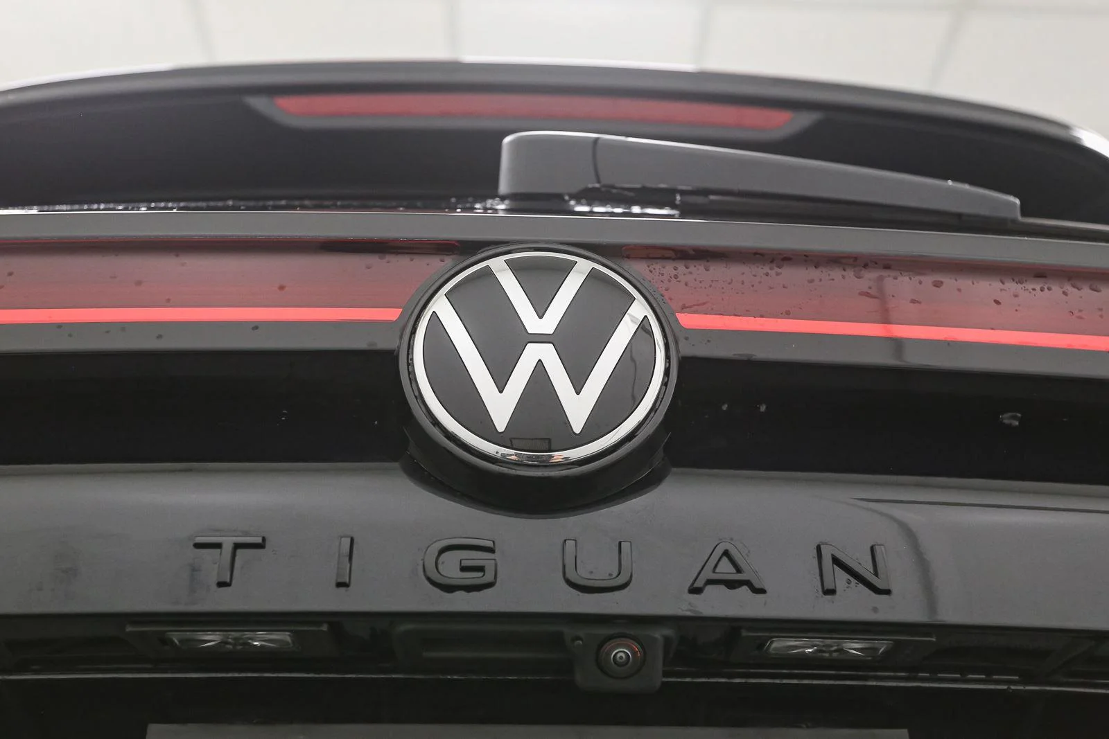 New 2026 Deep Black Pearl Volkswagen SE R-Line Black image 13