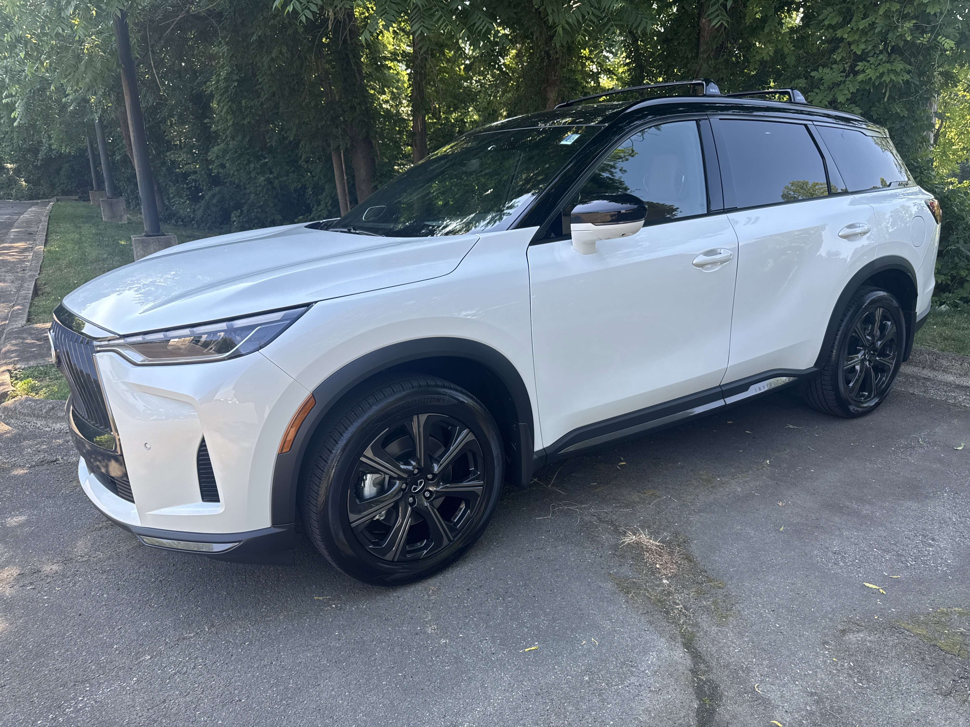 2027 INFINITI QX60's photo