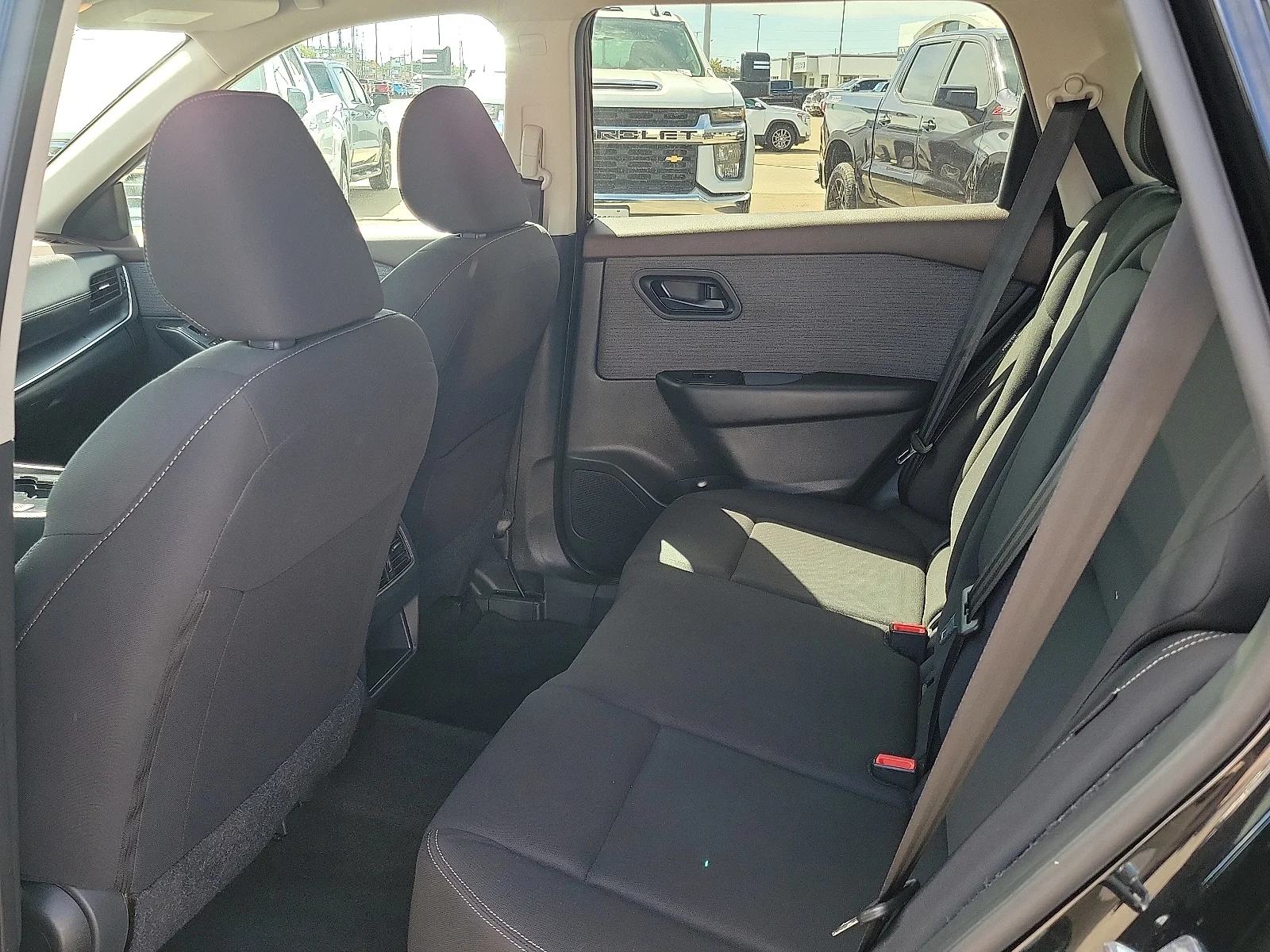 2023 Nissan Rogue S - Photo 16